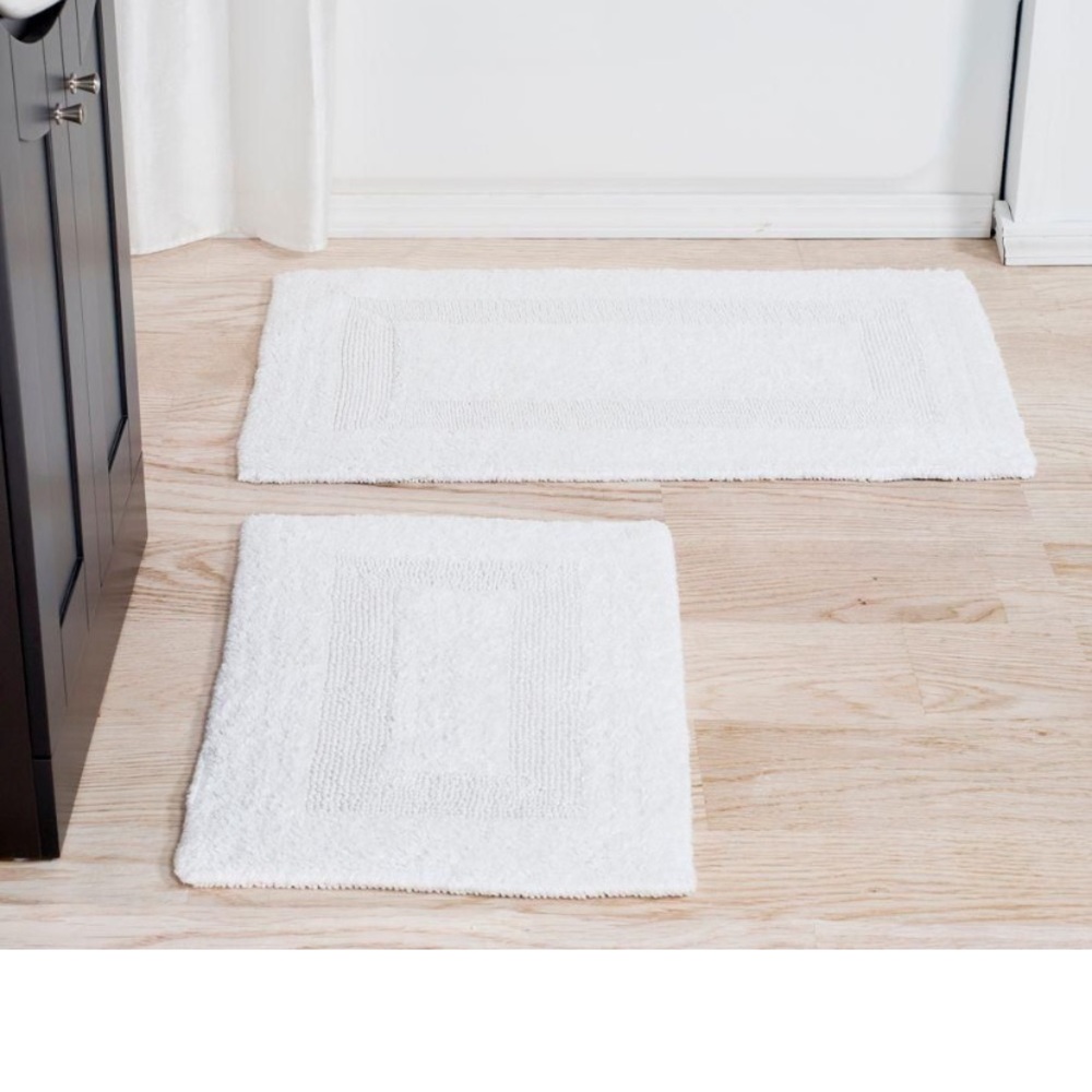 NWT Yorkshire White Bath Mat 2 pc set